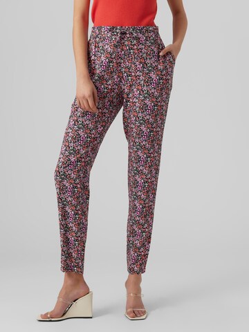 VERO MODA Tapered Pants 'EASY' in Pink: front