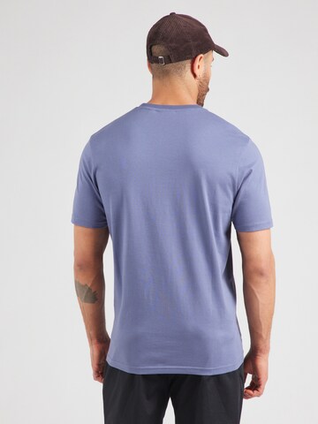 Lyle & Scott Футболка в Лиловый