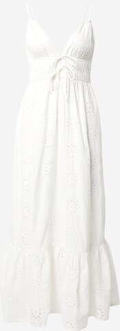 Rochie de vară de la Gina Tricot pe alb: față