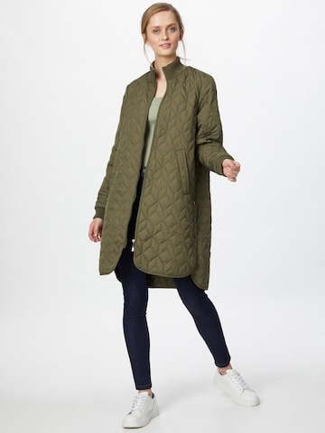 ILSE JACOBSEN Between-seasons coat in Green