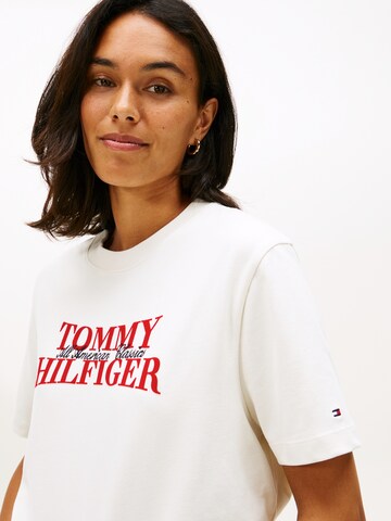 TOMMY HILFIGER Póló 'CLASSIC' - fehér