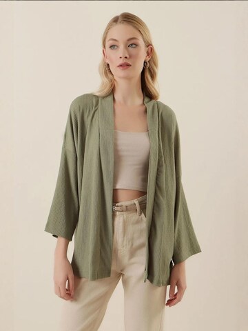 Kimono di Bigdart in verde: frontale
