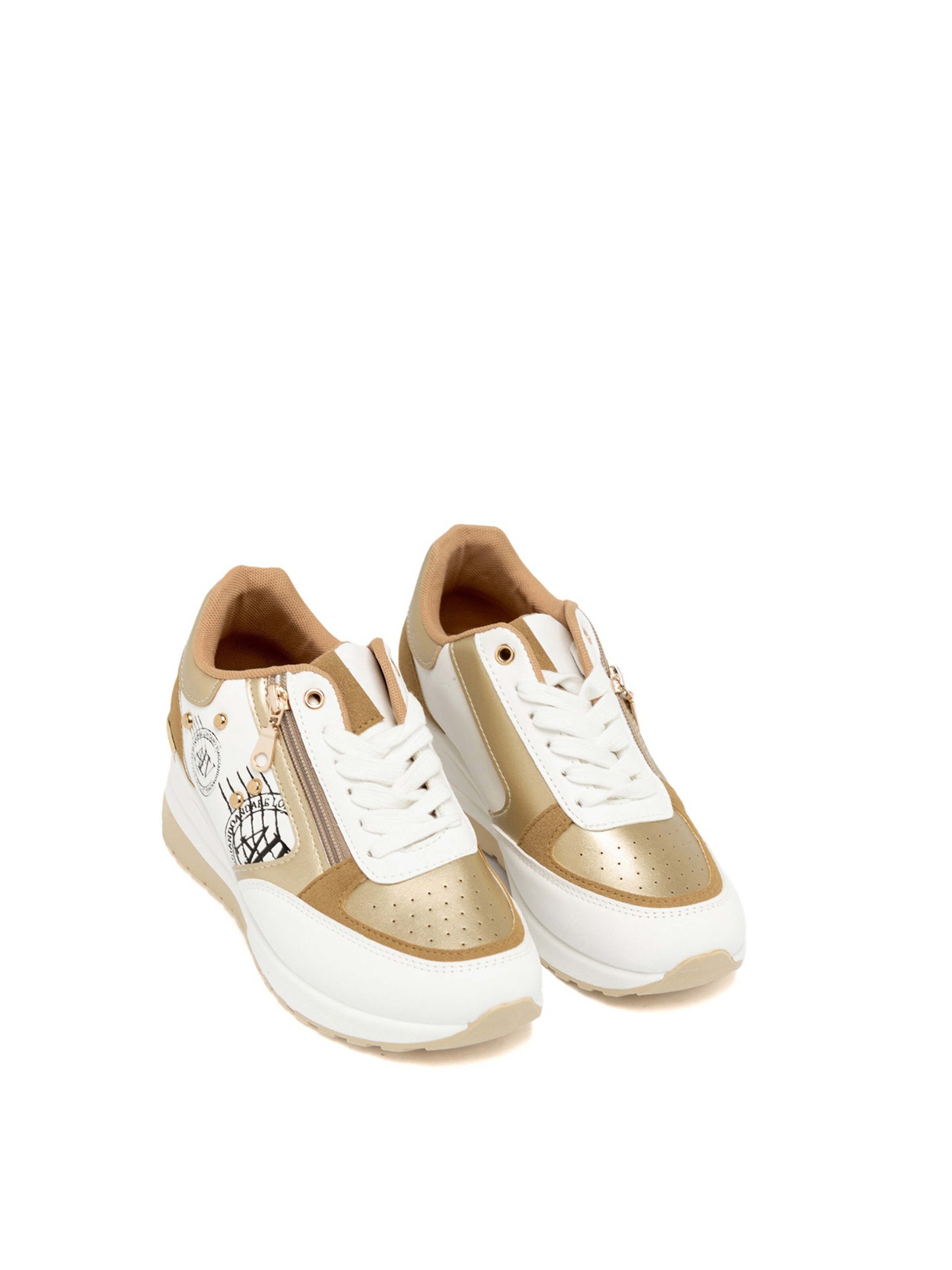 Alviero Martini Platform trainers in White