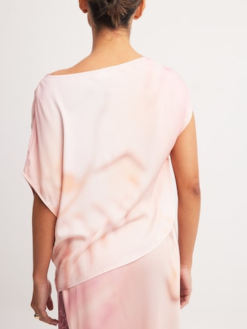 NA-KD Top in Pink