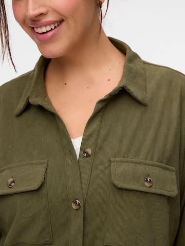 Vero Moda Curve - Blusa 'VMCelly' en verde