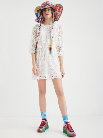 Robe 'Aster' Desigual en blanc