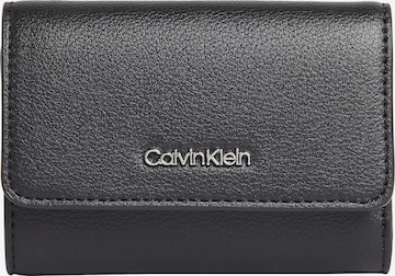 Calvin Klein Πορτοφόλι σε μαύρο: μπροστά