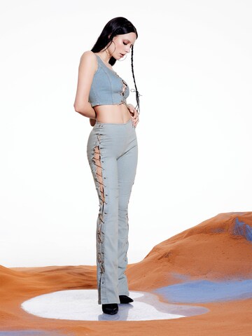 Flared Jeans 'Nanni' di SHYX in blu