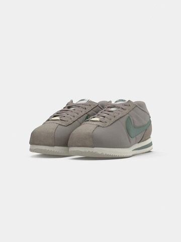Nike Sportswear Низкие кроссовки 'Cortez' в Серый