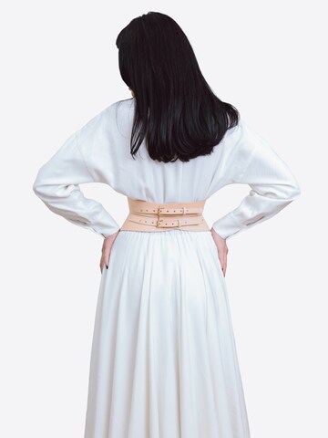 Haute Cuir Riem 'Rounded Hourglass Corset Belt' in Beige