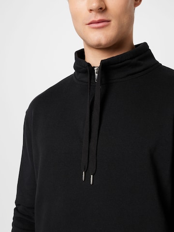 BURTON MENSWEAR LONDON Sweatshirt in Black