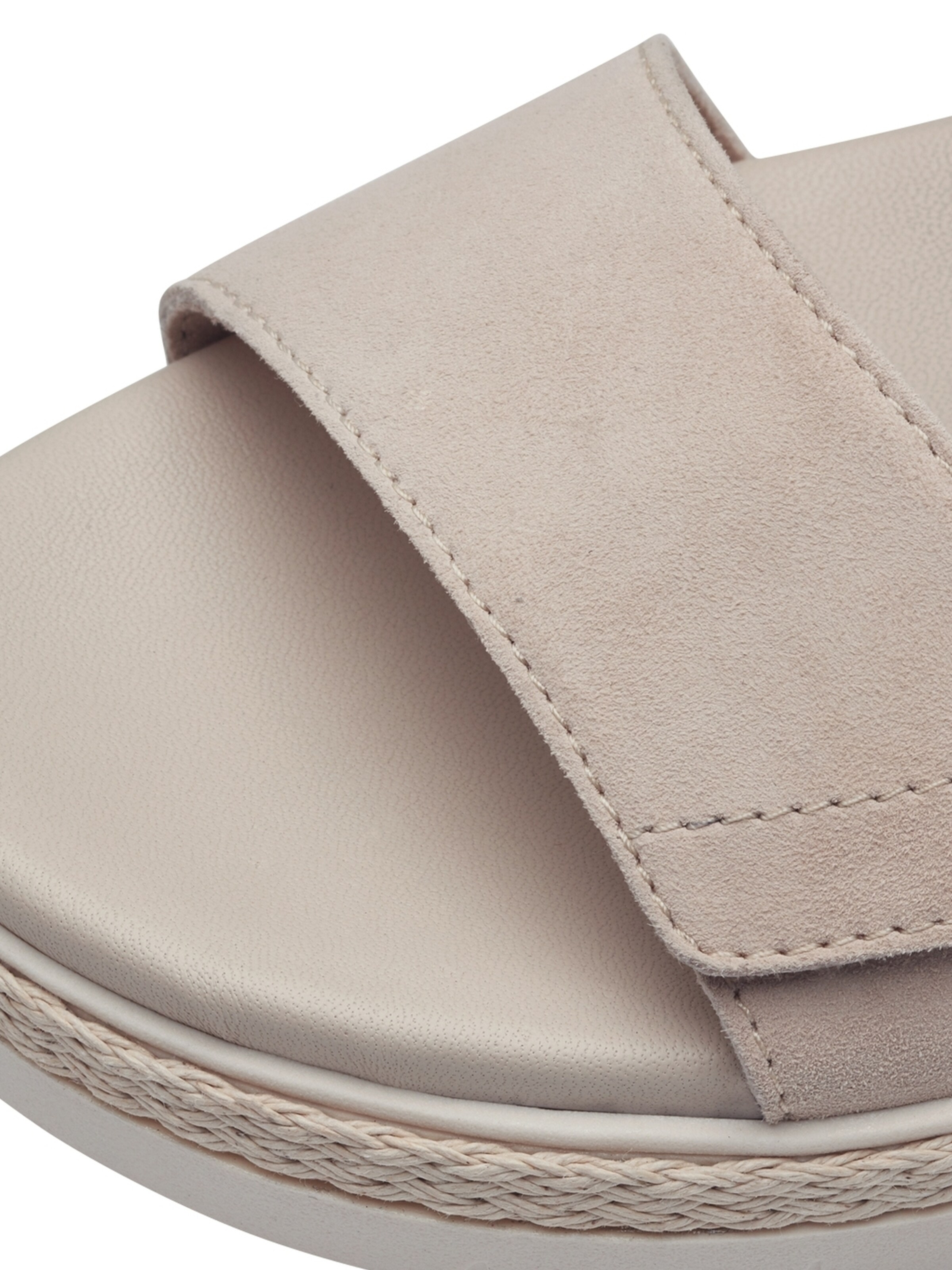 Tamaris - Sandália em bege