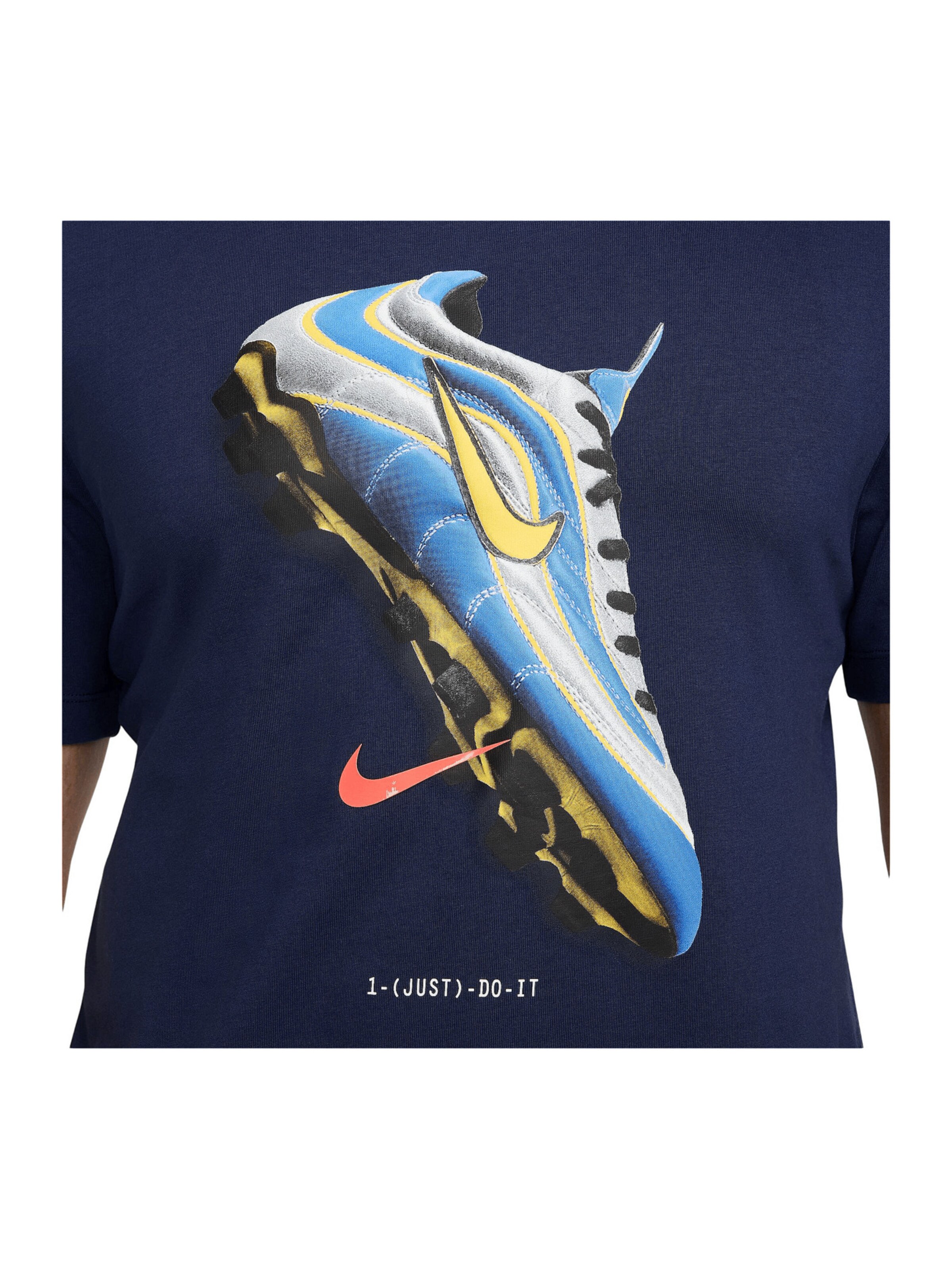 Nike Sportswear Performance shirt in Blue