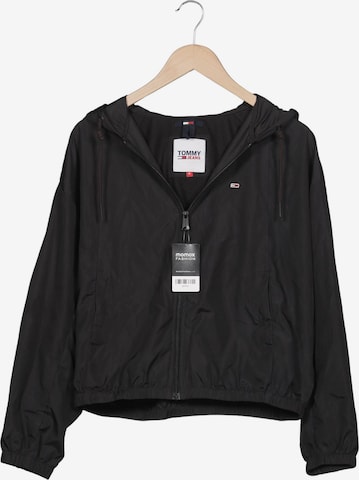 Tommy Jeans Jacke M in Schwarz: Vorderseite