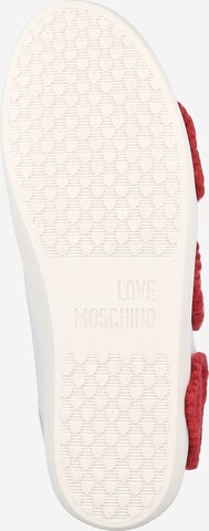 Sneaker bassa di Love Moschino in bianco