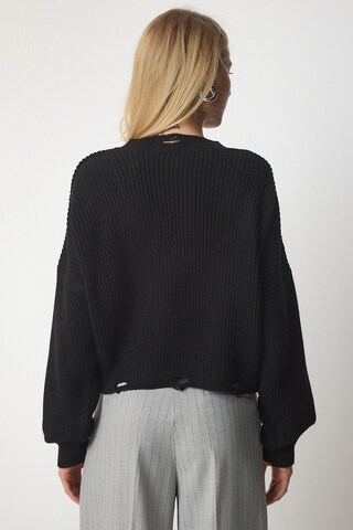 Happiness İstanbul Sweater in Black