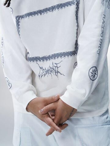 balts Luka Sabbat for ABOUT YOU T-Krekls 'Mika'