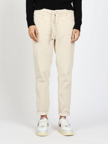 Gang Loosefit Hose '94AMELIE JOGGER ' in Weiß: Vorderseite