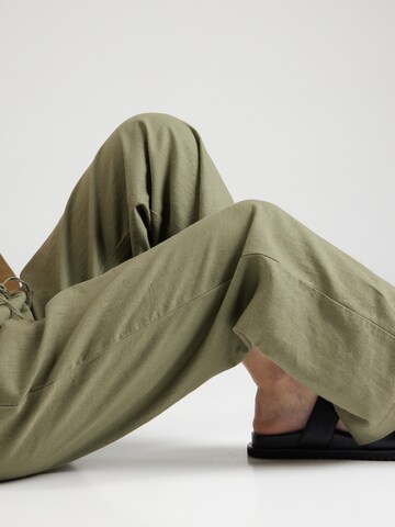 Loosefit Pantaloni 'LAVA' di Freequent in verde