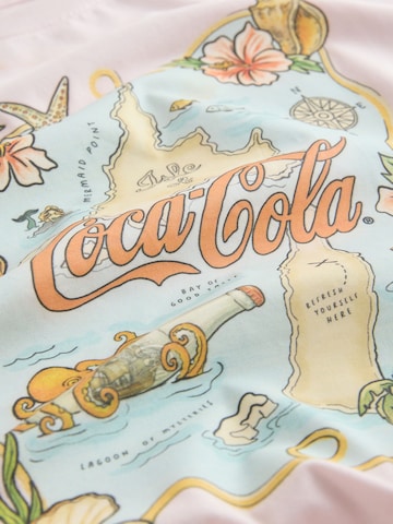 Cămăşi de noapte 'Coca Cola' de la Next pe roz