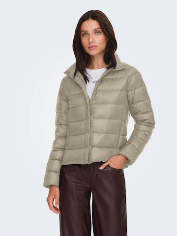 ONLY - Chaqueta de entretiempo 'ONLRUBY' en beige: frente