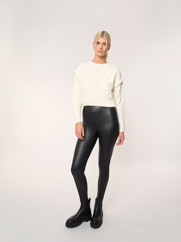 ABOUT YOU x Laura Giurcanu Sweater 'Melanie' in White