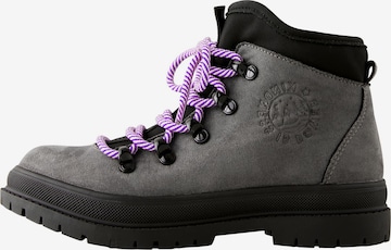 Next Stiefel in Grau: Vorderseite