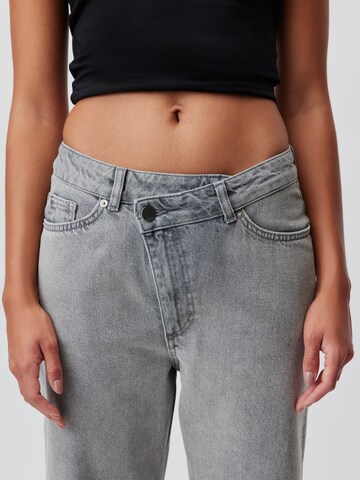 Wide Leg Jean 'Stina' LeGer by Lena Gercke en gris