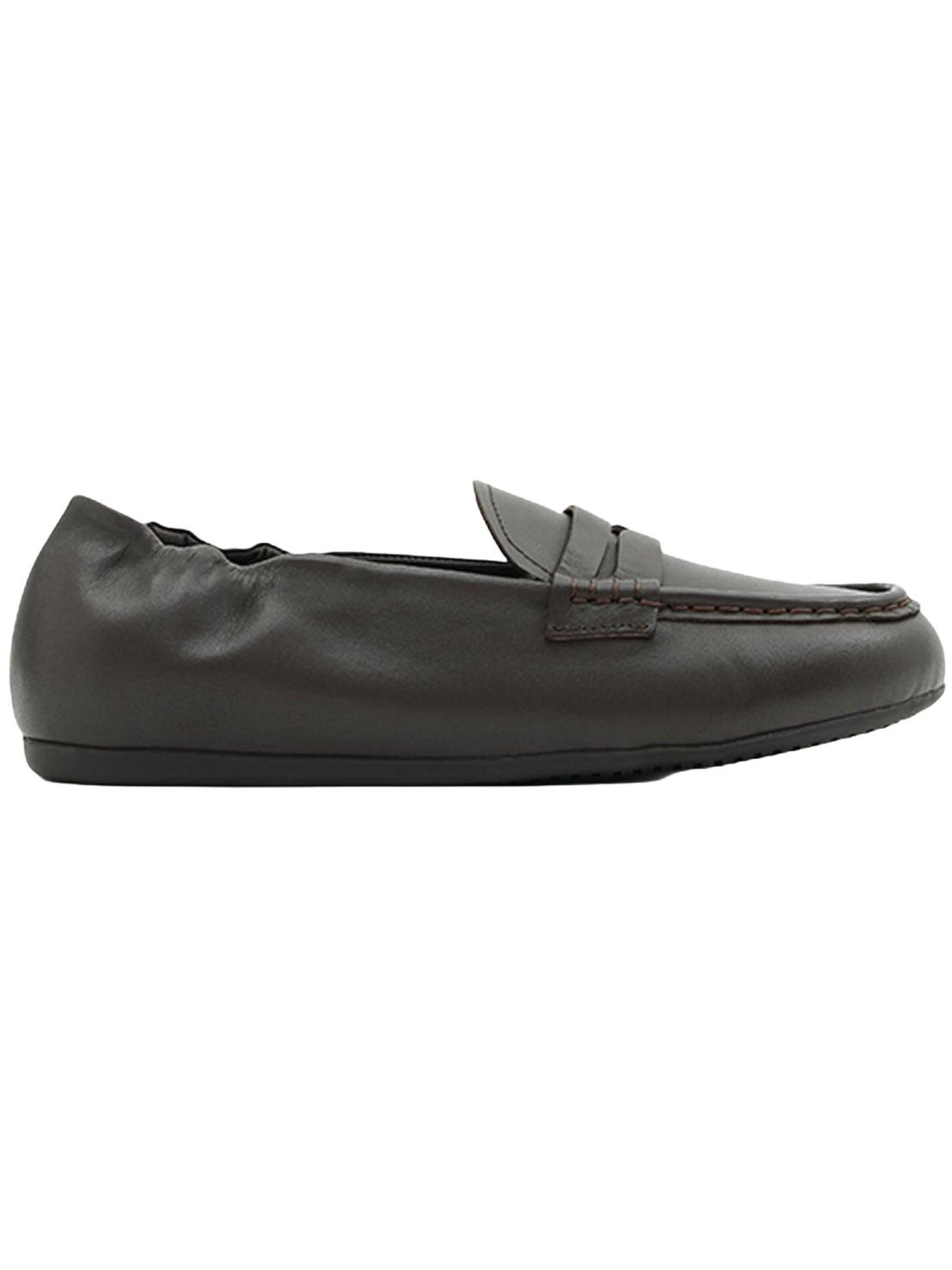 Desa Moccasins in Brown: front