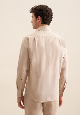 Coupe regular Chemise SEIDENSTICKER en beige