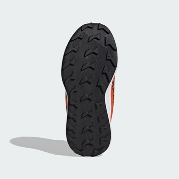 ADIDAS TERREX - Calzado deportivo ' Agravic' en naranja
