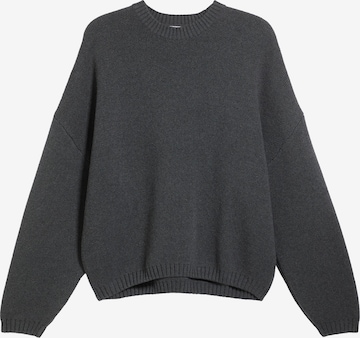 Pull-over WEEKDAY en gris : devant