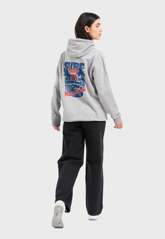 Oldskull Hoodie 'Worldvibe Surf Dreams' in Grau