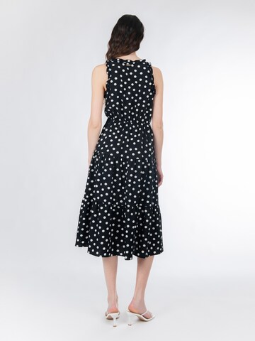 Influencer Kleit, värv must