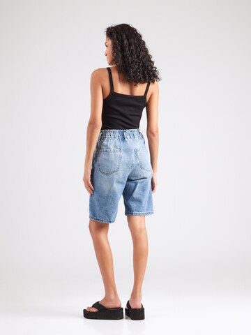 Sublevel Regular Shorts in Blau