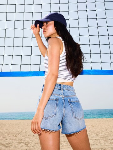 Bershka Regular Дънки в синьо