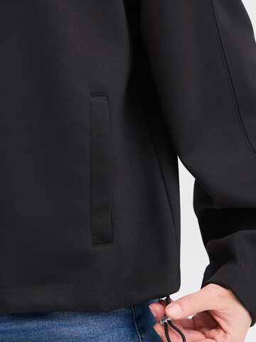 ICHI - Chaqueta de entretiempo 'Kate Neo Ja' en negro