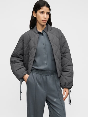 HUGO Φθινοπωρινό και ανοιξιάτικο μπουφάν 'Fasteppa-1' σε γκρι