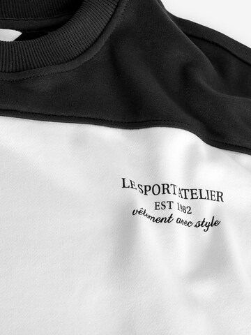 Next Sweatshirt in Black