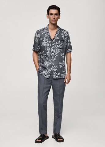 MANGO MAN Regular Fit Hemd in Grau