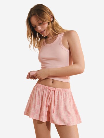 Pantaloncini da pigiama di ETAM in rosa