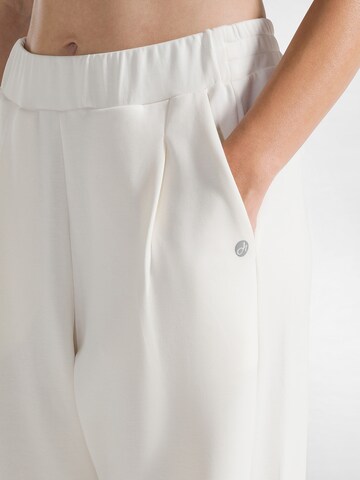 regular Pantaloni di DEHA in bianco