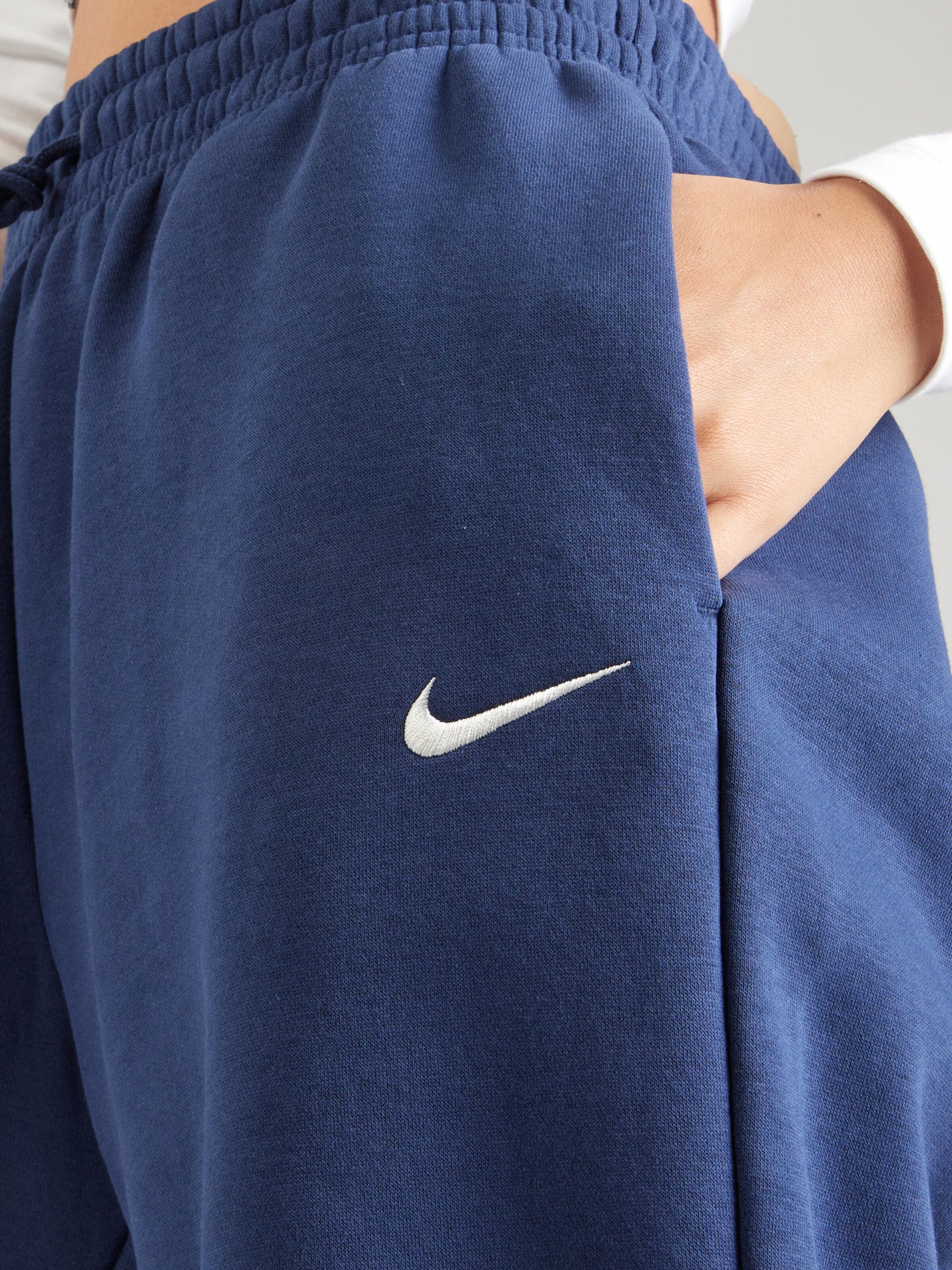 Nike Sportswear Tapered Pantaloni 'Phoenix Fleece' pe Albastru
