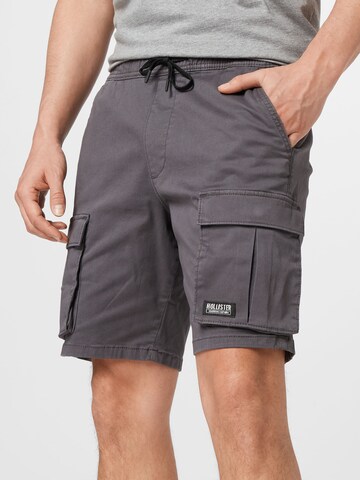 regular Pantaloni cargo di HOLLISTER in grigio
