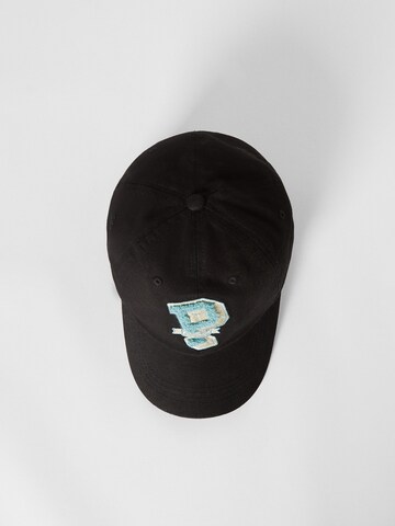 Bershka Cap in Schwarz