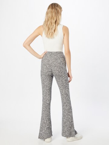 évasé Pantalon 'Melisa' JDY en gris