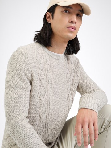 JJ Rebel Sweater 'JREBJOSH' in White
