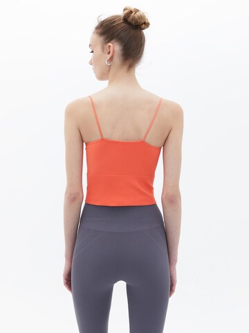 OXXO Top in Orange
