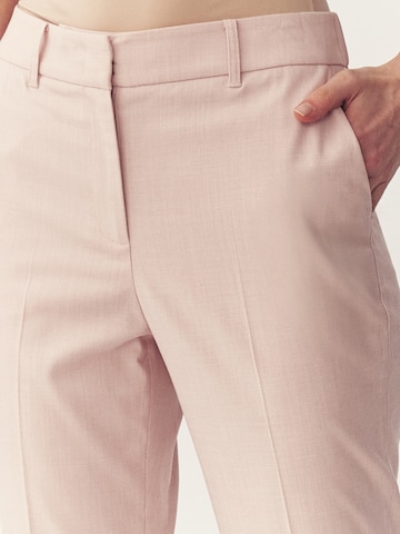 TATUUM Tapered Hose 'Kolia 9' in Pink