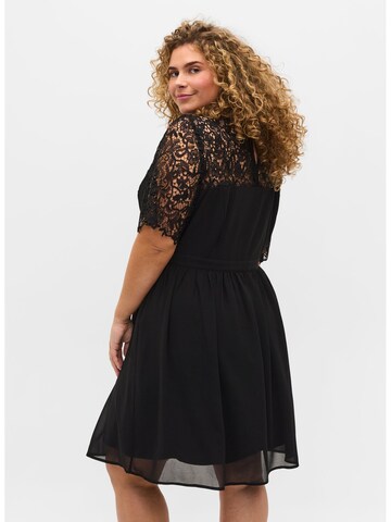 Zizzi Kleid in Schwarz